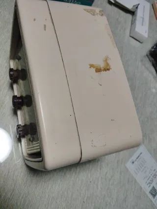 Radio Regional Pequeña Válvulas Regional 57A