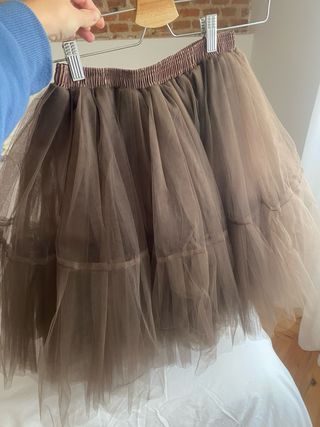 Falda tul midi marrón