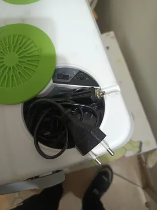 Nevera Portátil 12V/220V   27 L