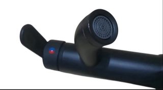 Grifo de lavabo negro monomando