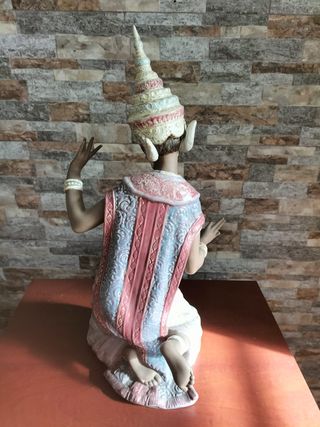 Figura Lladró Bailarina Oriental 2069