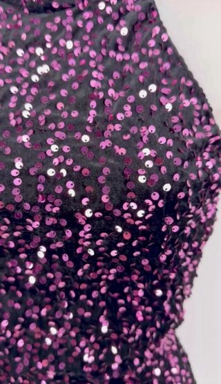 Vestido corto lentejuelas morado/negro