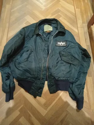 Cazadora Alpha Industries Verde Militar