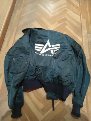 Cazadora Alpha Industries Verde Militar