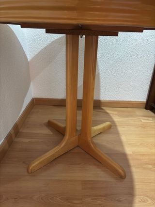 Mesa redonda extensible madera y cristal