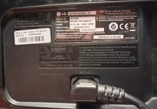 LG Flatron M2762D-PC Monitor TV Full HD