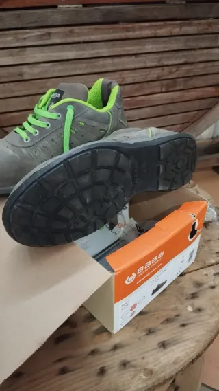 Scarpe antinfortunistiche Base grigie verdi