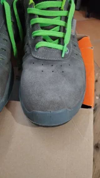 Scarpe antinfortunistiche Base grigie verdi