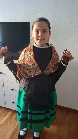 Traje de Serrana Nievo con Pañuelo