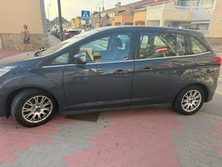 Ford Grand C-MAX 2013
