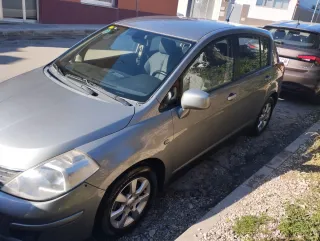 Nissan Tiida 2010