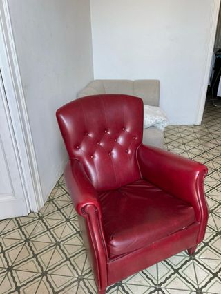 Sillón vintage piel roja