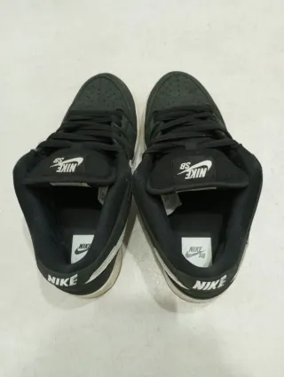 Nike Dunk SB Talla 39 Unisex con caja incluida