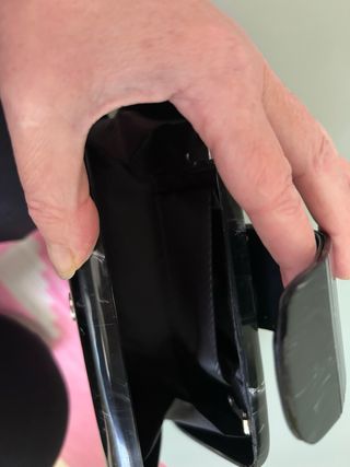 Bolso de fiesta negro efecto mármol