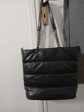 Borsa nera in similpelle trapuntata