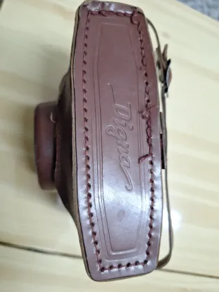 Cámara antigua Certes Digna 1:8/80mm