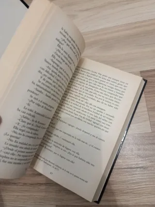 Agatha Christie: Cianuro espumoso