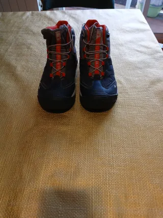 Botas Quechua CROS/ROCK