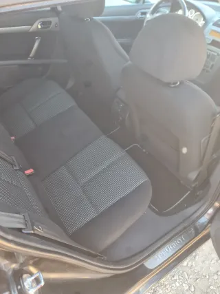 Peugeot 407 2004