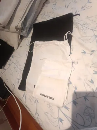 Bolsitas Bimba y Lola (negras y blancas)