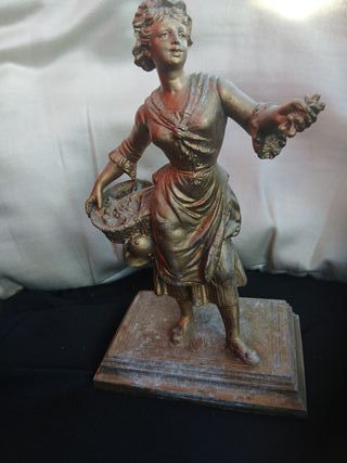 Scultura Righello La Paysanne inizio '900