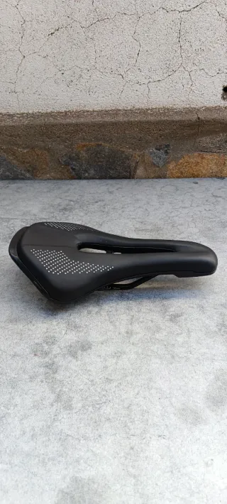 SILLÍN WEST BIKING ANTIPROSTATICO  DE GEL EN NEGRO