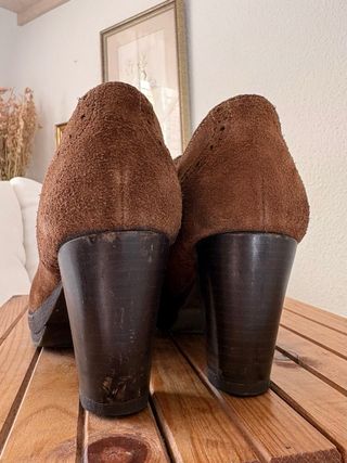 Tacones blucher, estilo restro mid-century