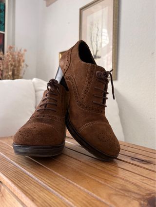 Tacones blucher, estilo restro mid-century