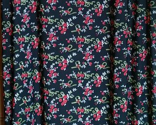 Vestido negro floral XXL