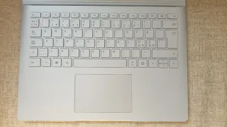 Portátil Microsoft Surface Book 2 Plateado