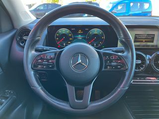 Mercedes-Benz GLB 180D 2021