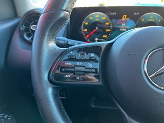 Mercedes-Benz GLB 180D 2021