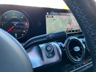 Mercedes-Benz GLB 180D 2021