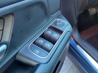 Mercedes-Benz GLB 180D 2021