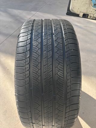 Neumático Michelin 285/40 R20 106v