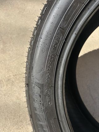 Neumático Michelin 285/40 R20 106v