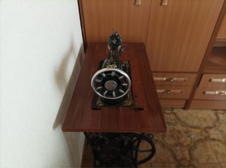 Máquina de coser Singer antigua