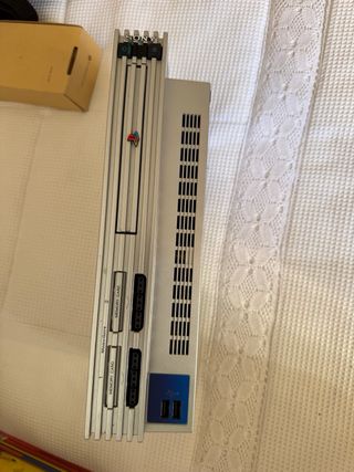 PlayStation 2 PS2 Plata, sin mandos ni juegos