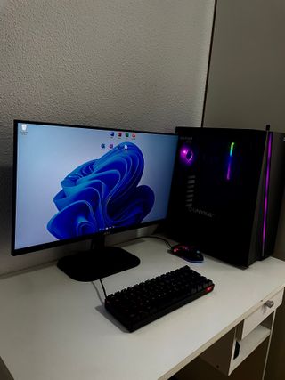 PC GAMING + TECLADO MECÁNICO + RATÓN RGB + MONITOR