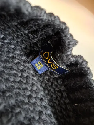 Set 2 cappelli e 1 sciarpa OVS