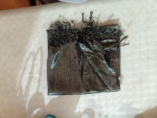 Pañuelo fiesta plateado y negro