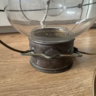 Farol quinqué antiguo cristal y metal