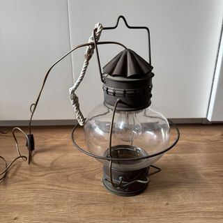 Farol quinqué antiguo cristal y metal