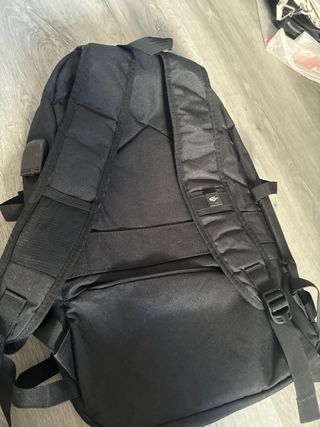 Mochila Antirrobo WENIG Negra