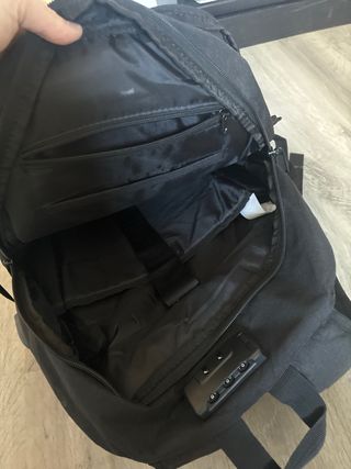 Mochila Antirrobo WENIG Negra