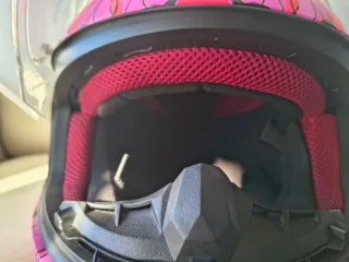 Casco moto flores rosa