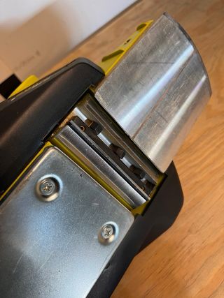 Plaina Elétrica Ryobi 600W