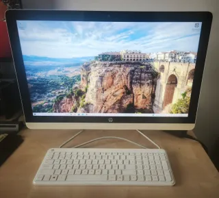HP All-in-One Táctil 24