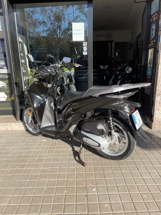 Honda SH 125 2020 Negra