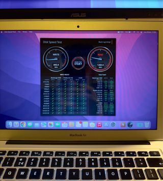 MacBook Air 2015 8GB RAM 256GB SSD Argento
